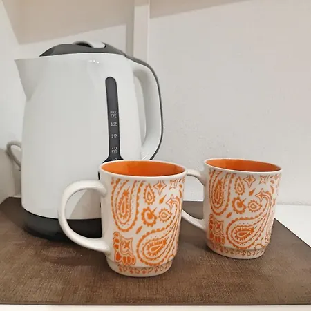 Centro, Vacanze E Dintorni- Blue House 3* オルビア