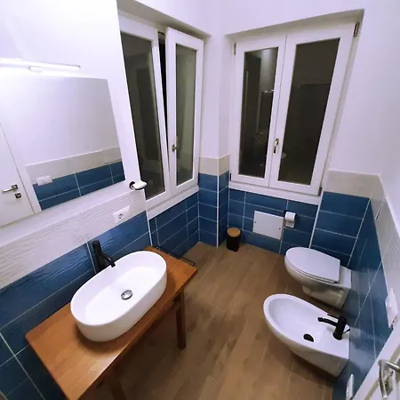 Gasthuis Centro, Vacanze E Dintorni- Blue House Olbia